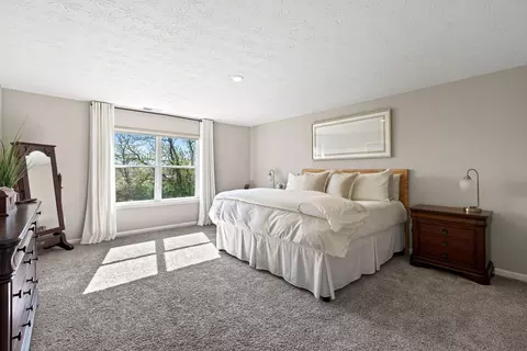 Bedroom - 220 Scorsese St, Springfield, OH 45505 photo 1 of 12