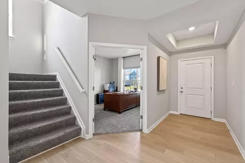 Entry Way - 220 Scorsese St, Springfield, OH 45505 photo 3 of 7