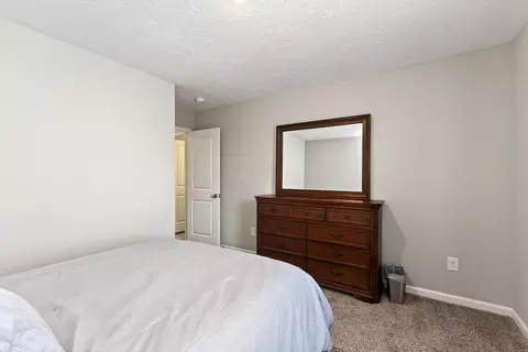 Bedroom - 220 Scorsese St, Springfield, OH 45505 photo 12 of 12