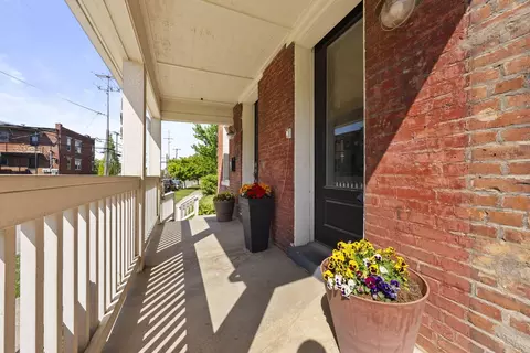 Exterior - 192 E 2nd Ave, Columbus, OH 43201 photo 1 of 11