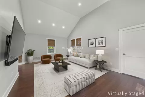 Living - 192 E 2nd Ave, Columbus, OH 43201 photo 3 of 8