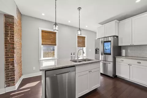 Kitchen - 192 E 2nd Ave, Columbus, OH 43201 photo 4 of 5