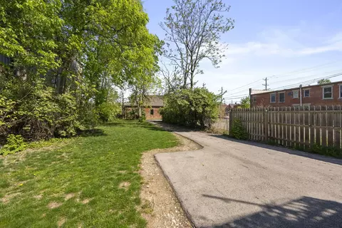 Exterior - 192 E 2nd Ave, Columbus, OH 43201 photo 8 of 11