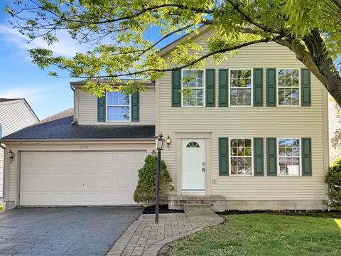 5074 Langcroft Dr, Hilliard, OH 43026