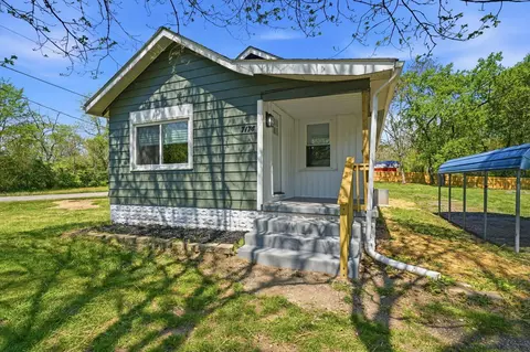 7174 London Groveport Rd, Grove City, OH 43123