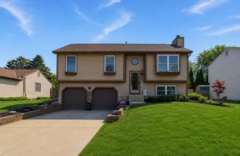 300 Pathfinder Dr, Reynoldsburg, OH 43068
