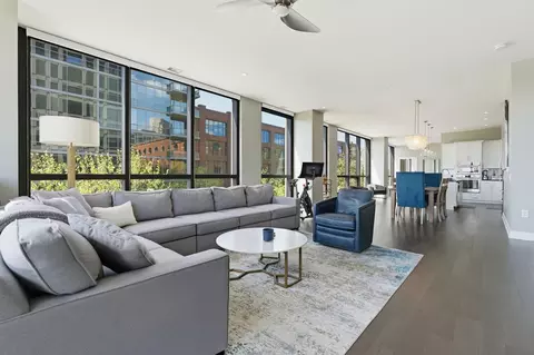 250 W Spring St #326, Columbus, OH 43215