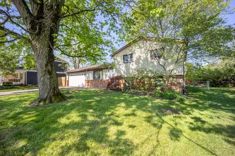 5657 Holyoke Ln, Columbus, OH 43231