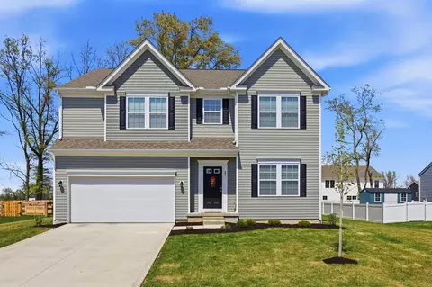 27 Hemingway Ave, Ashville, OH 43103