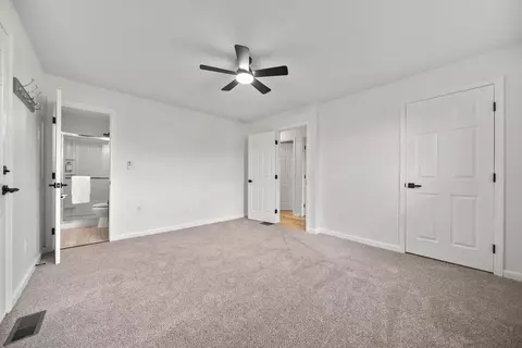 Bedroom - 4617 Zuber Rd, Orient, OH 43146 photo 3 of 7