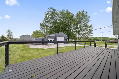 Exterior - 4617 Zuber Rd, Orient, OH 43146 photo 9 of 12