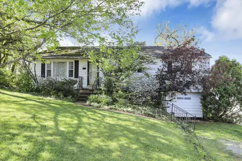 1377 Graf St, Lancaster, OH 43130