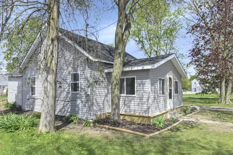 506 Washington St, Port Clinton, OH 43452