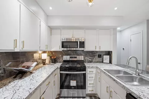 5334 Darlington Rd #DR5334, Columbus, OH 43220