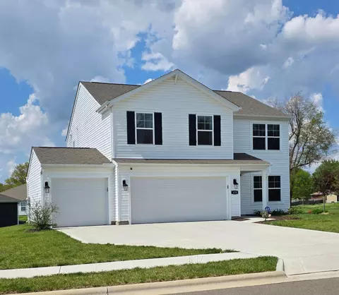 428 Saint James Gate, Newark, OH 43055