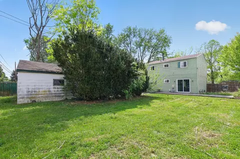 Exterior - 3328 Everson Rd E, Columbus, OH 43232 photo 4 of 7