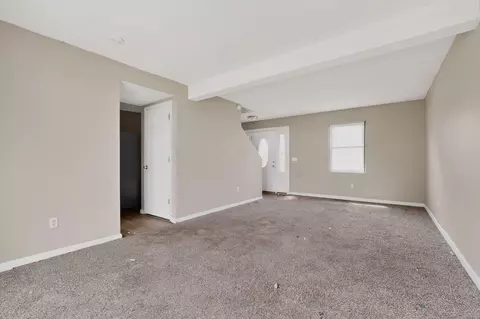 Living - 3328 Everson Rd E, Columbus, OH 43232 photo 2 of 3