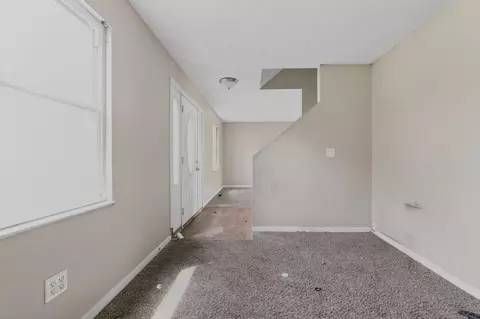 Living - 3328 Everson Rd E, Columbus, OH 43232 photo 3 of 3
