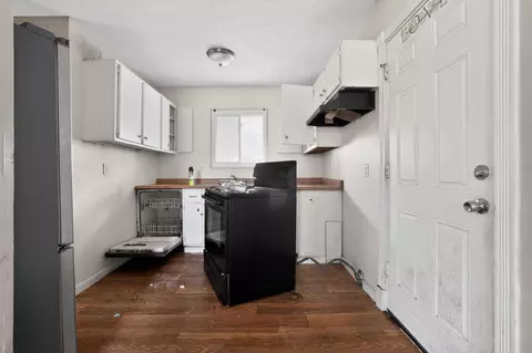Kitchen - 3328 Everson Rd E, Columbus, OH 43232 photo 1 of 1