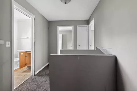Entry Way - 3328 Everson Rd E, Columbus, OH 43232 photo 4 of 4