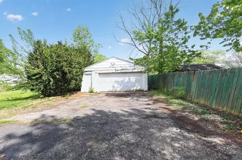 Exterior - 3328 Everson Rd E, Columbus, OH 43232 photo 7 of 7