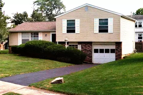 4533 Beachworth Ct, Columbus, OH 43232