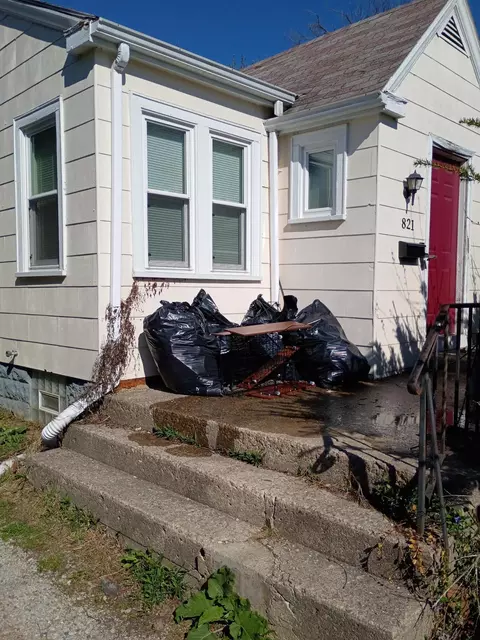 821 Ruby Ave, Columbus, OH 43227