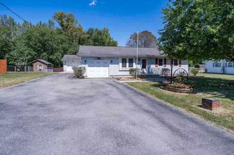4868 State Route 41 NW, Washington Court House, OH 43160