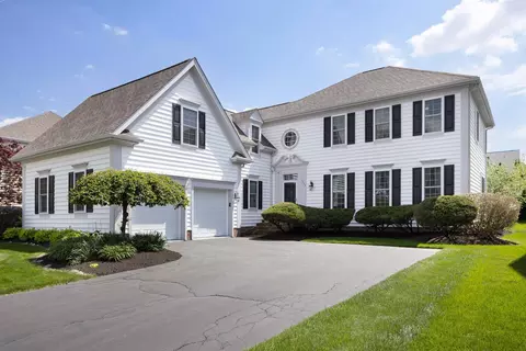 7033 Cunningham Dr, New Albany, OH 43054