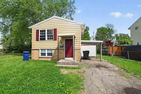 2672 Arcola Rd, Columbus, OH 43207