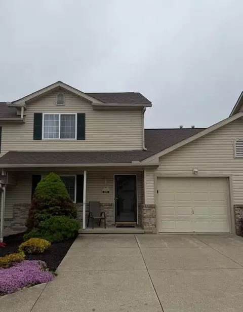 808 Doty Dr, Wadsworth, OH 44281