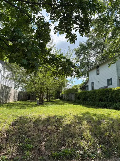 1371 Aberdeen Ave, Columbus, OH 43211
