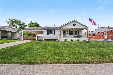 628 Brookdale Dr, West Jefferson, OH 43162