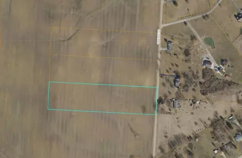 8 Graessle Tract 8 Rd, London, OH 43140