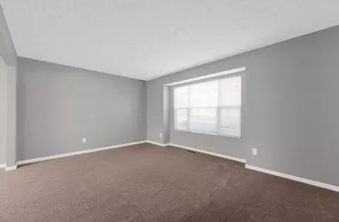 Living - 6571 Tully Ct, Dublin, OH 43016 photo 3 of 7