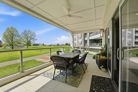 5211 Highpointe Lakes Dr #105, Westerville, OH 43081