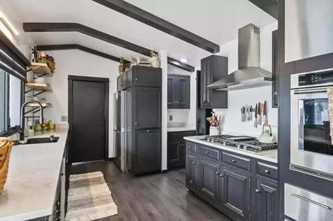 Kitchen - 1192 Peyton Pl, Marion, OH 43302 photo 2 of 4