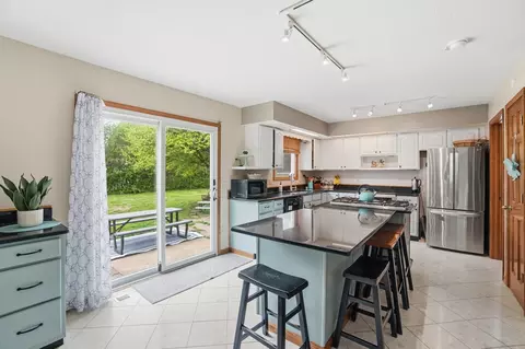 Kitchen - 3475 Kenerly St, Springfield, OH 45502 photo 1 of 10