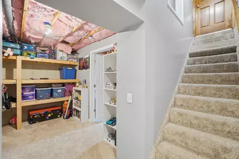 Entry Way - 3475 Kenerly St, Springfield, OH 45502 photo 11 of 14