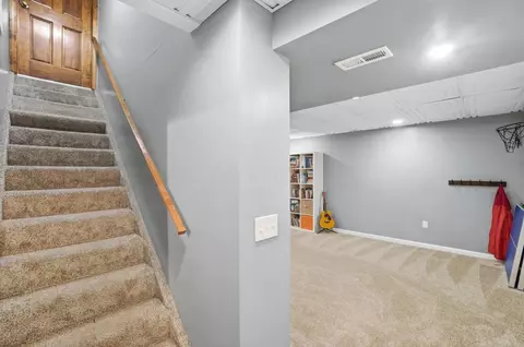 Entry Way - 3475 Kenerly St, Springfield, OH 45502 photo 13 of 14