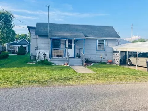 920 Charles St, Logan, OH 43138