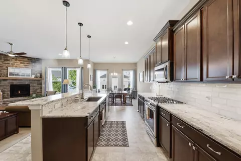 10254 Daniel Fisk St, Dayton, OH 45458