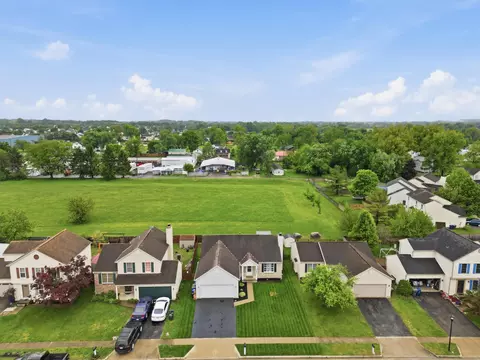 View/Area - 1065 Robmeyer Dr, Columbus, OH 43207 photo 2 of 7