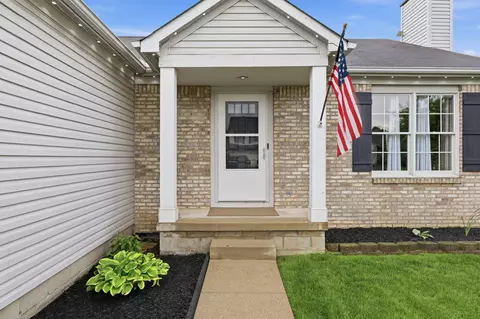 Exterior - 1065 Robmeyer Dr, Columbus, OH 43207 photo 2 of 5