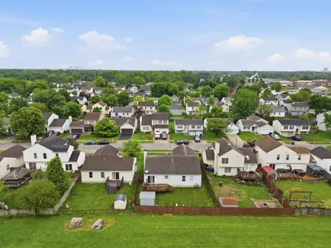View/Area - 1065 Robmeyer Dr, Columbus, OH 43207 photo 6 of 7