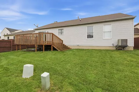 Exterior - 1065 Robmeyer Dr, Columbus, OH 43207 photo 4 of 5