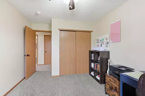 Bedroom - 1065 Robmeyer Dr, Columbus, OH 43207 photo 5 of 5