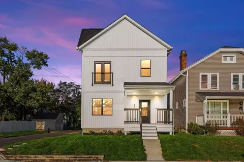 981 Gilbert St, Columbus, OH 43206