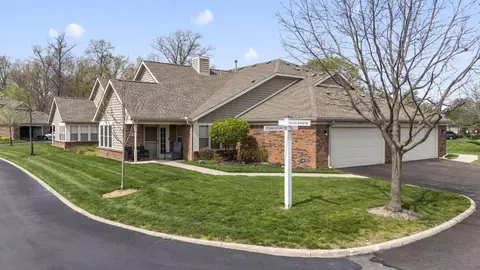 394 Charlescarn Dr, Powell, OH 43065