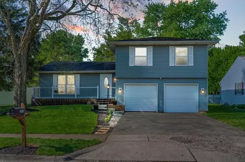 1971 New Market Dr, Grove City, OH 43123